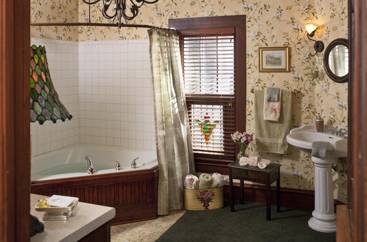 Cliff Cottage Inn Eureka Springs Bagian luar foto